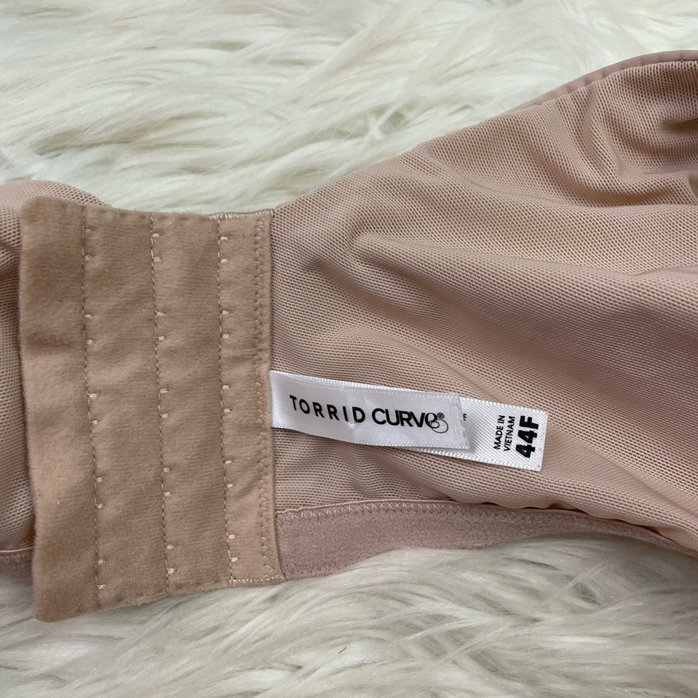 Torrid Curve 360 Back Smoothing Lightly Lined Ful… - image 5